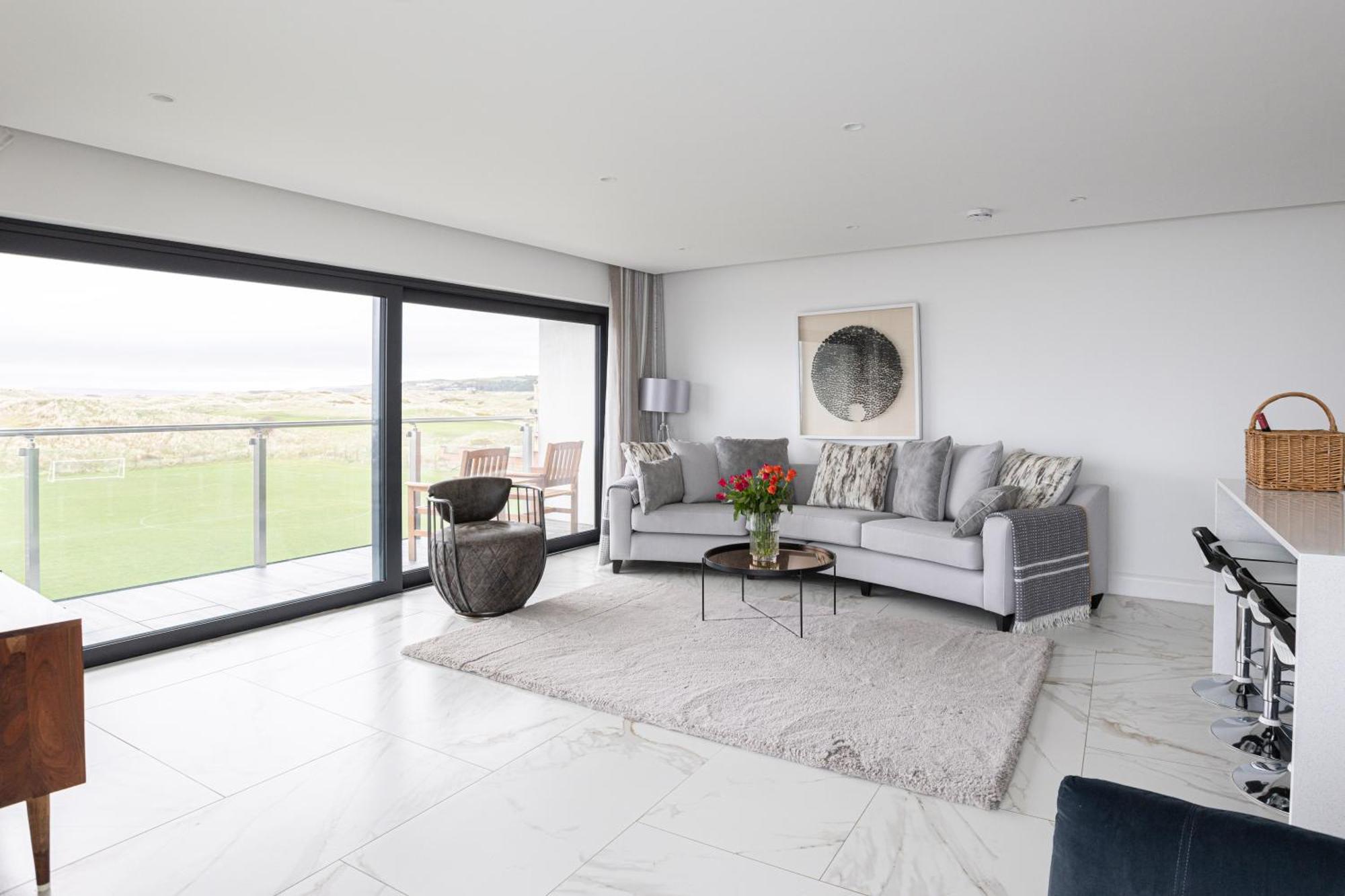 Curran Gate Luxury Serviced Apartments, Portrush Exterior photo